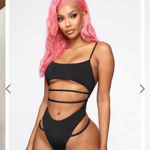 Fashion nova One piece cut out bikini